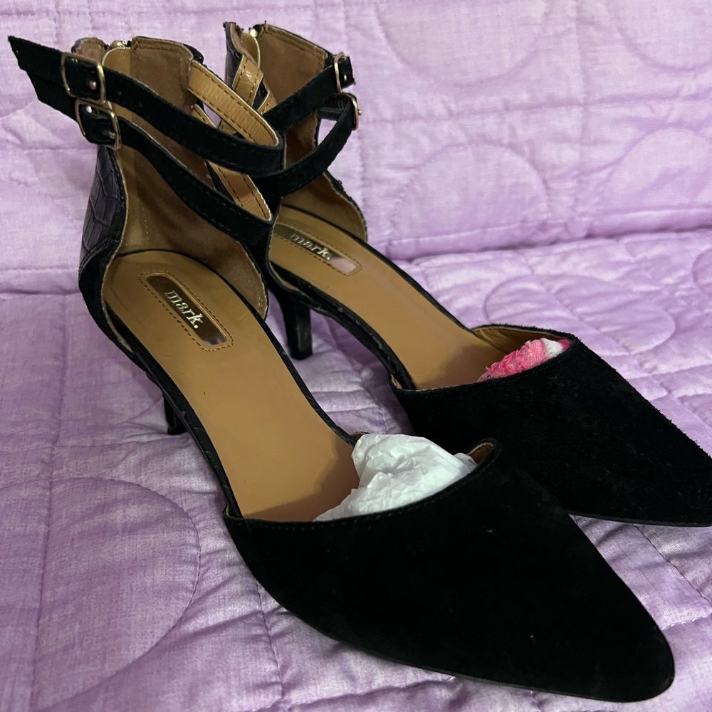 Blk Suede Heels